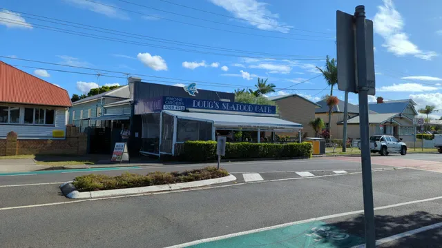 Doug's Seafood Cafe