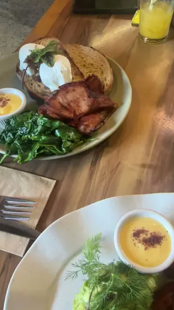 Farmhouse, Kedron Cafe