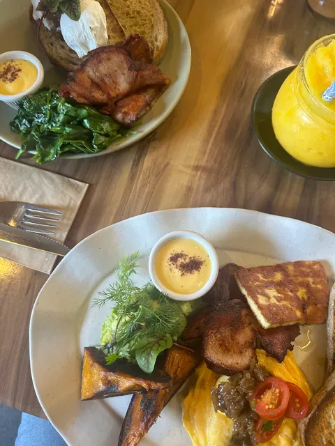 Farmhouse, Kedron Cafe