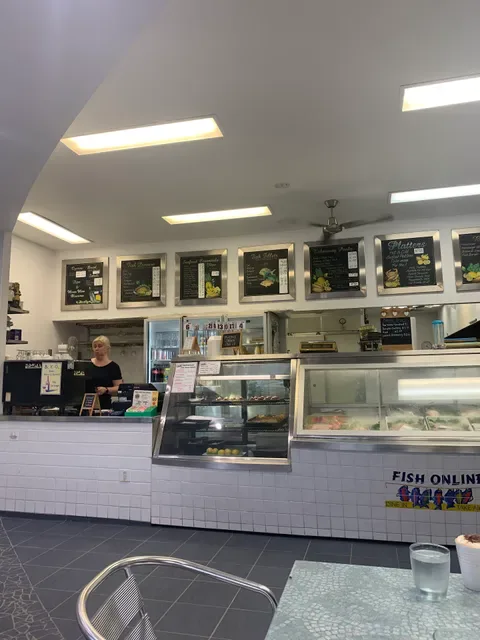 FISH ON LINE SEAFOOD CAFÉ