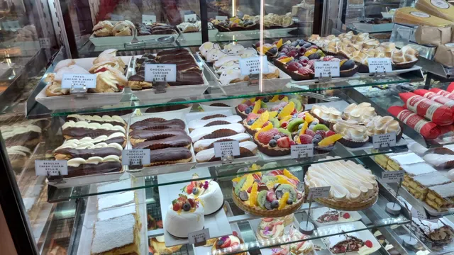 Flour & Chocolate Patisserie Morningside