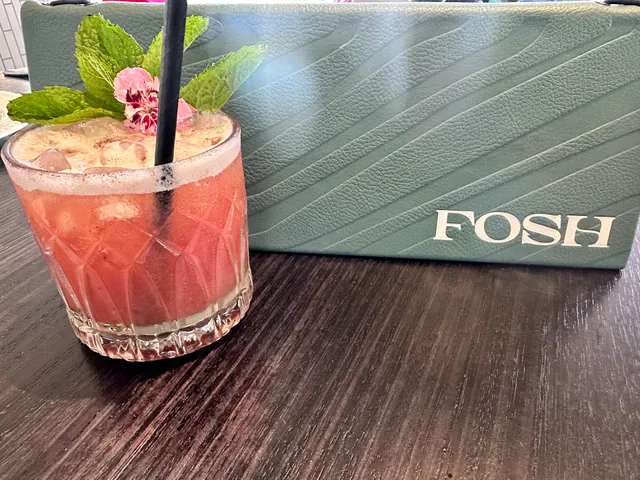 Fosh Bar & Restaurant