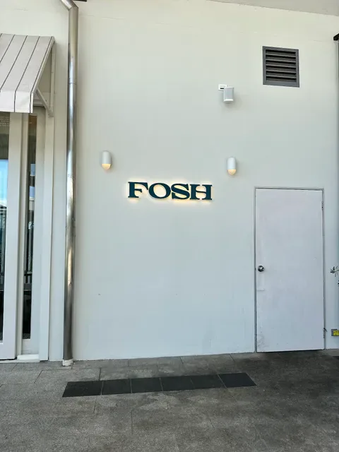 Fosh Bar & Restaurant