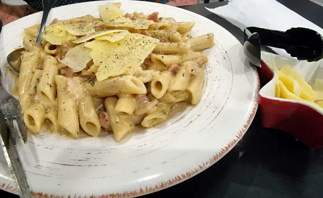 Gallino Pizza (Italian Restaurant)