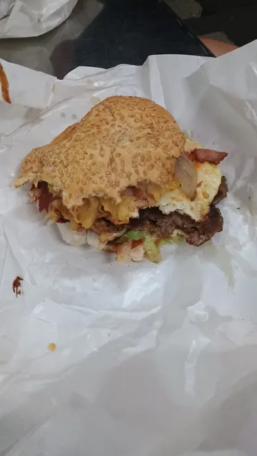 George's Snack Bar