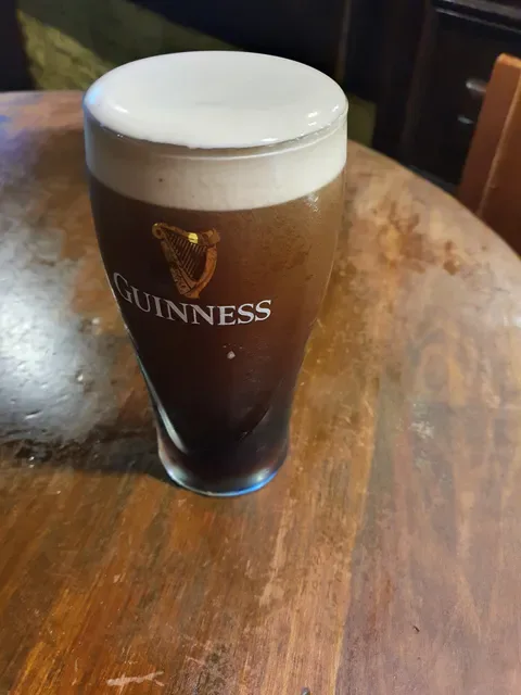 Gilhooleys