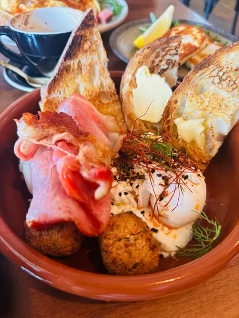 Goodfolk Cafe