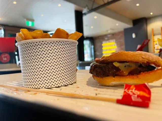 Grill'd Burgers - Bulimba