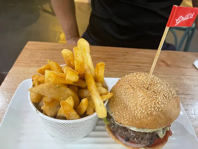 Grill'd Burgers - Carindale
