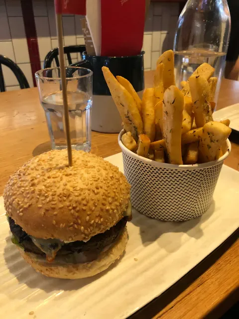Grill'd Burgers - Carindale