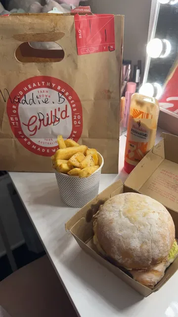 Grill'd Burgers - Chermside