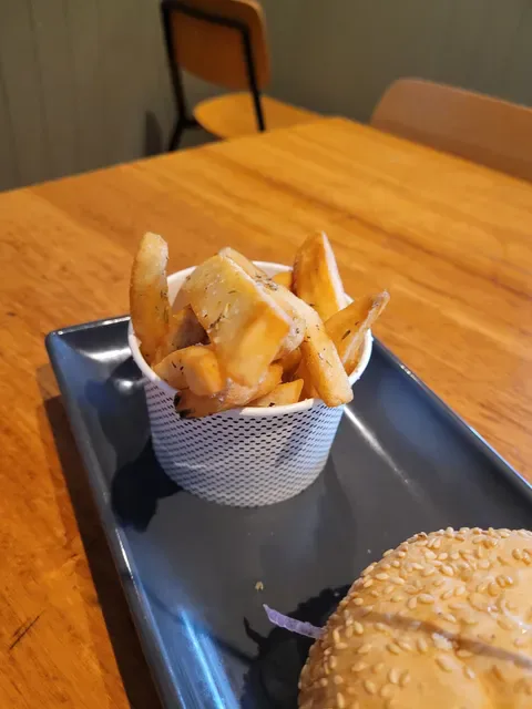 Grill'd Burgers - Chermside