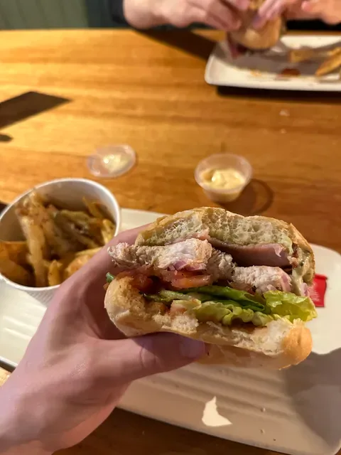 Grill'd Burgers - Chermside