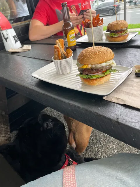 Grill'd Burgers - Everton Park