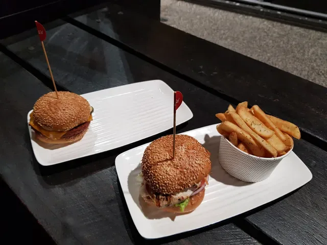 Grill'd Burgers - Everton Park