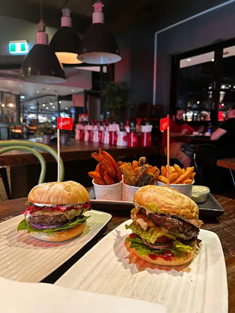 Grill'd Garden City
