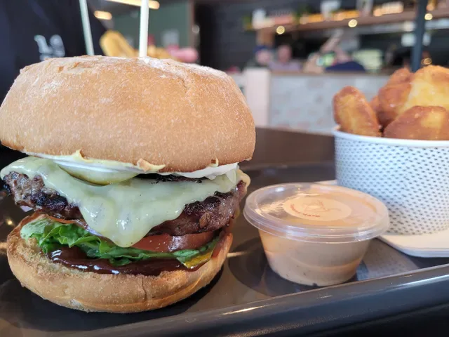 Grill'd Burgers - Kenmore