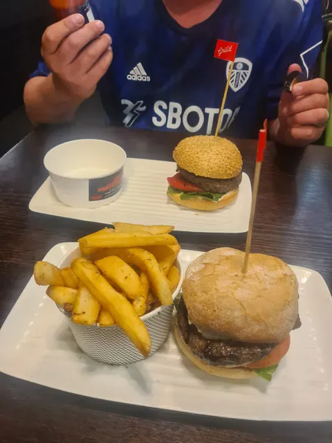 Grill'd Burgers - Newmarket