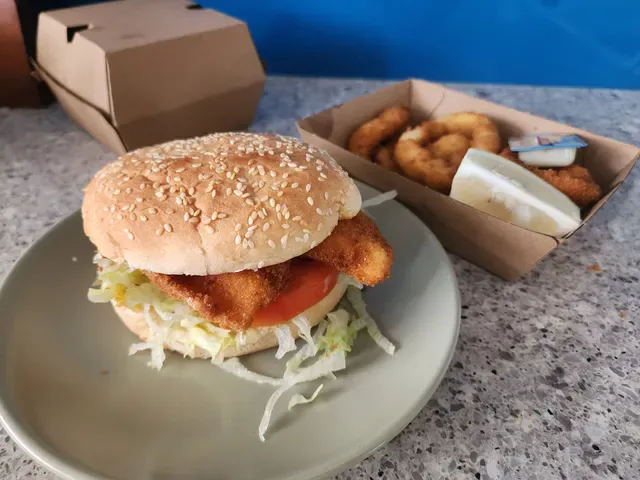 Gurus cafe and Seafood