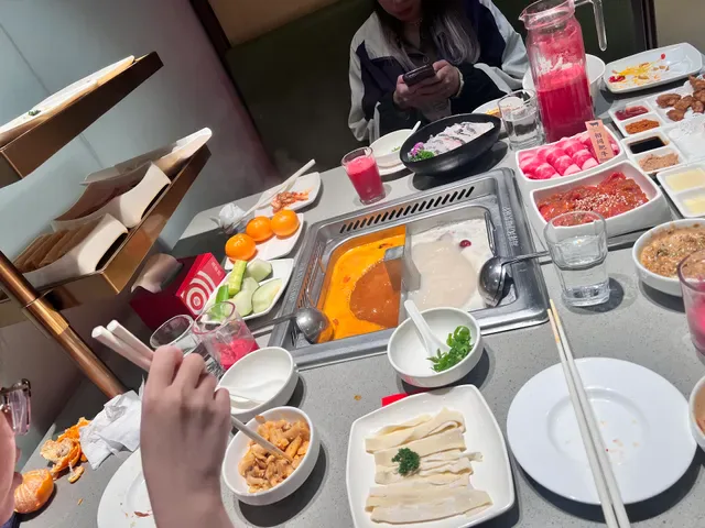 HAIDILAO HOTPOT SUNNYBANK