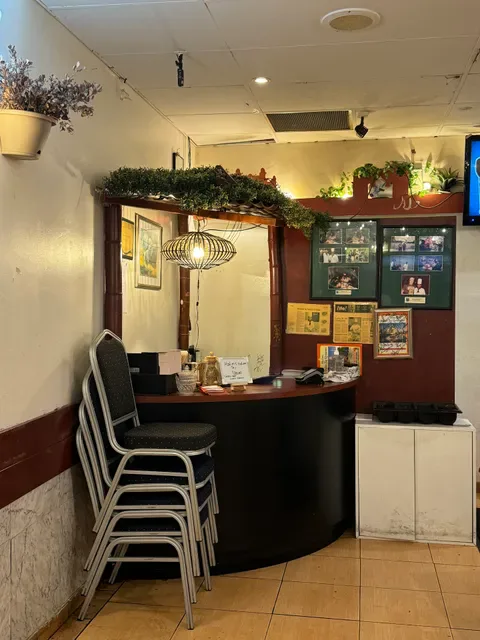 Halims Indian Taj Restaurant