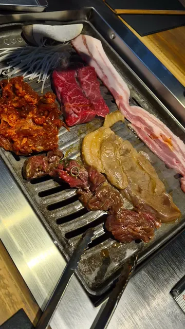 Hanwoori Restaurant