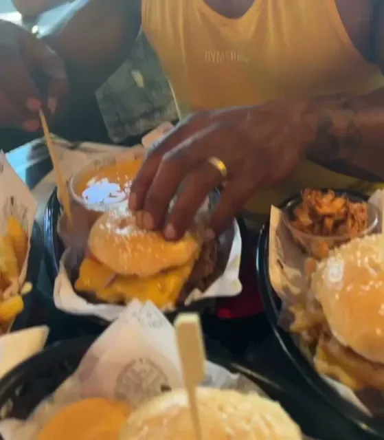 Hashtag Burgers and Waffles, Fortitude Valley