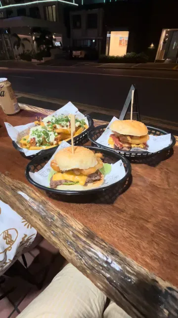 Hashtag Burgers and Waffles, Fortitude Valley
