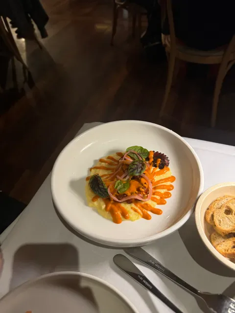 Hervé’s Restaurant & Bar