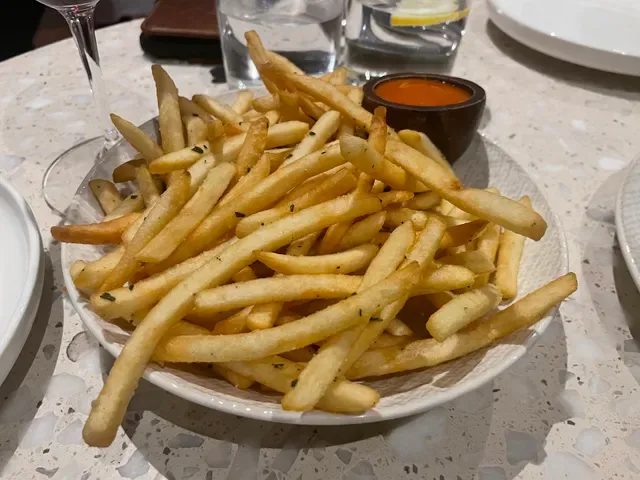 Hervé’s Restaurant & Bar