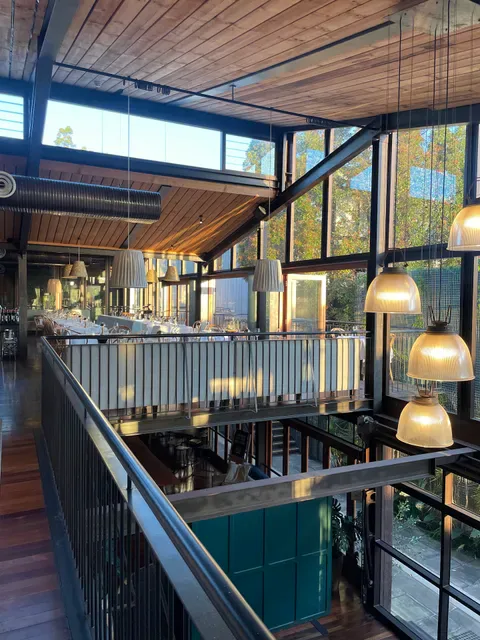 Hervé’s Restaurant & Bar