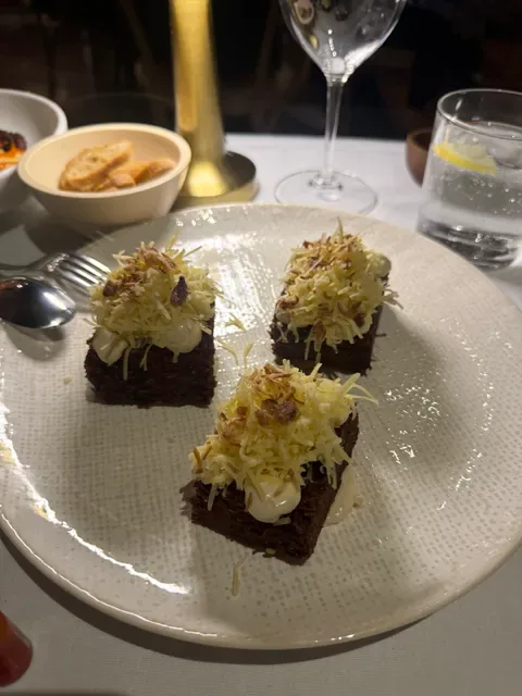 Hervé’s Restaurant & Bar