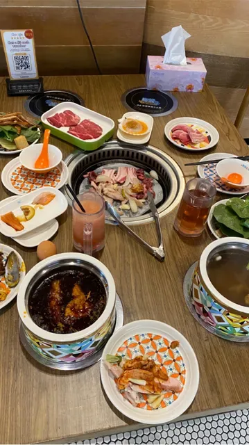 Hu Shang Seafood Hot Pot & BBQ Buffet