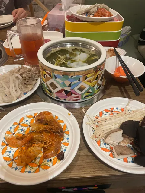 Hu Shang Seafood Hot Pot & BBQ Buffet