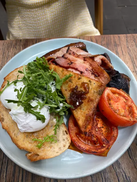 Hunter & Scout Café