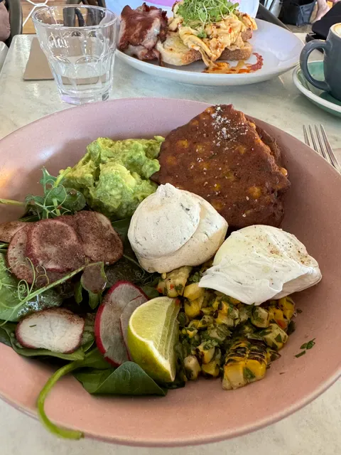 Huskk Cafe