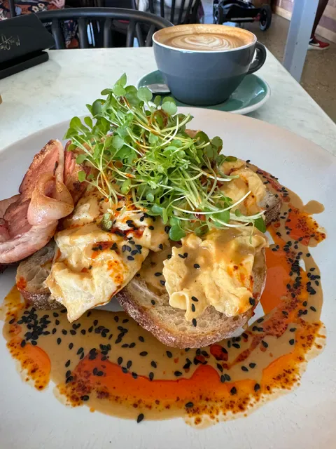 Huskk Cafe