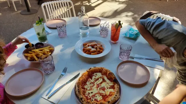 Italia Lane