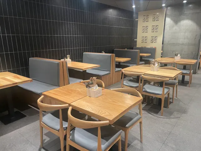 Jackpot Dining