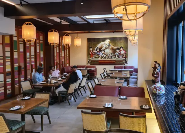 Jumbo Thai Restaurant & Bar