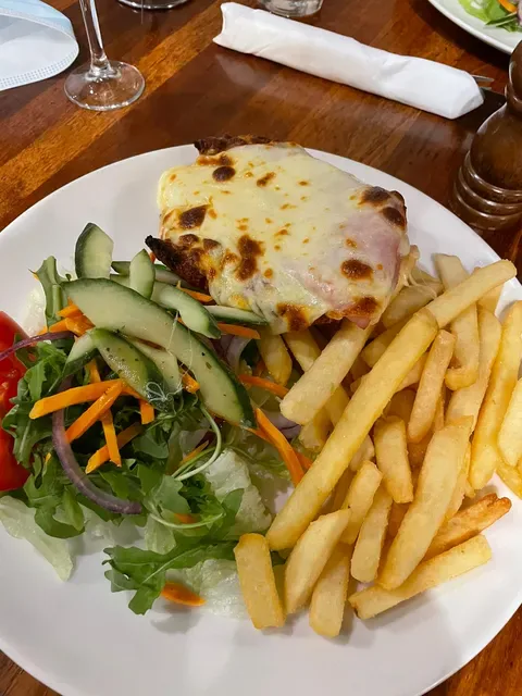 Kedron Park Hotel