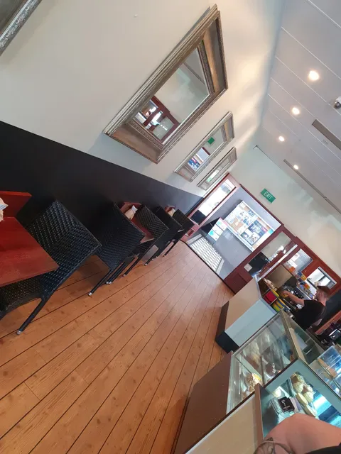 Keith's on Cambridge