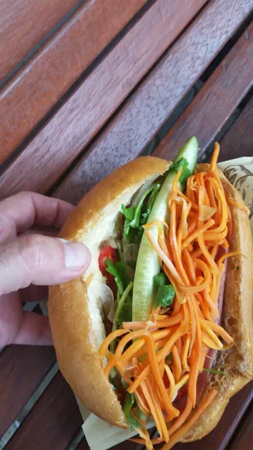 Kim Thanh Hot Bread