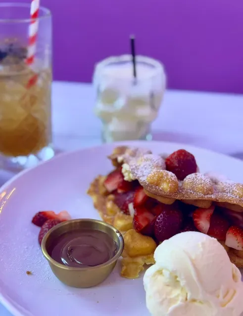 Krazy Dessert & Cocktail Bar