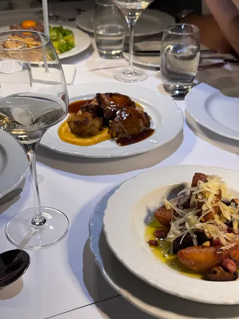 La Belle Vie French Restaurant Brisbane