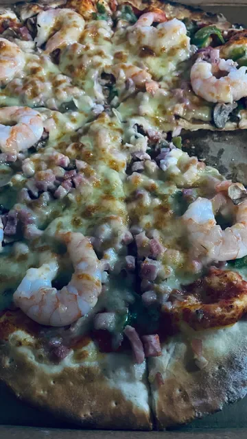 La Pizzeria Traditional Wood Fire Pizza