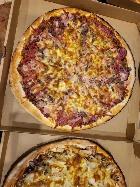 La Pizzeria Traditional Wood Fire Pizza