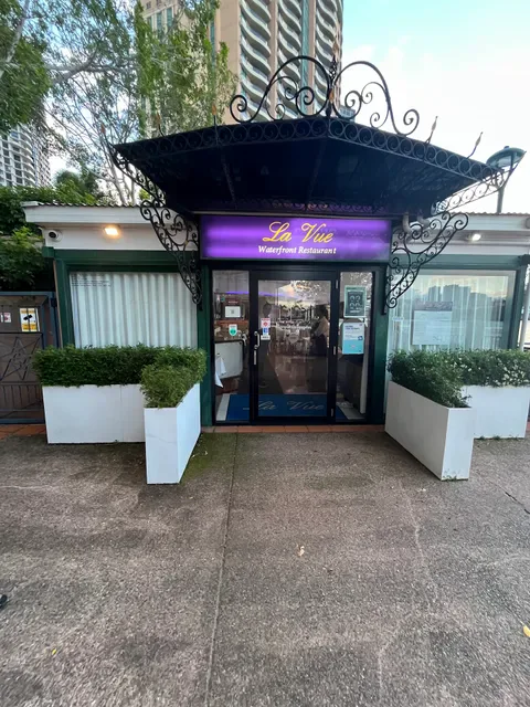 La Vue Waterfront Restaurant