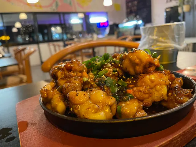 Lalaland Cafe and Korean Restaurant