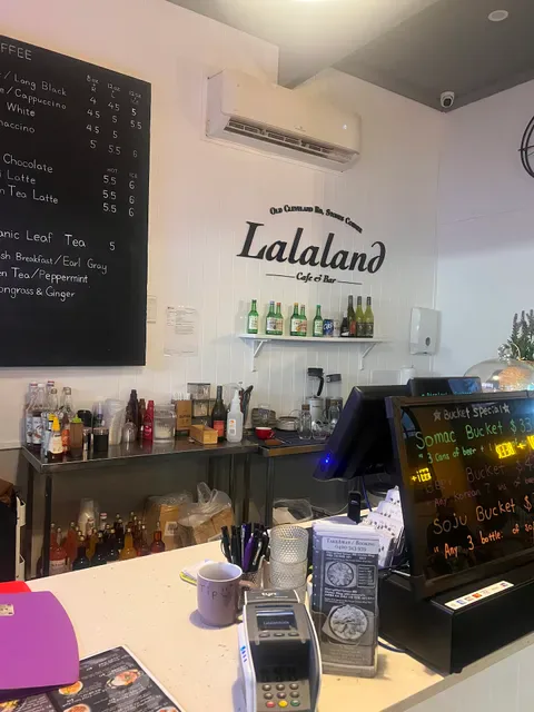 Lalaland Cafe and Korean Restaurant